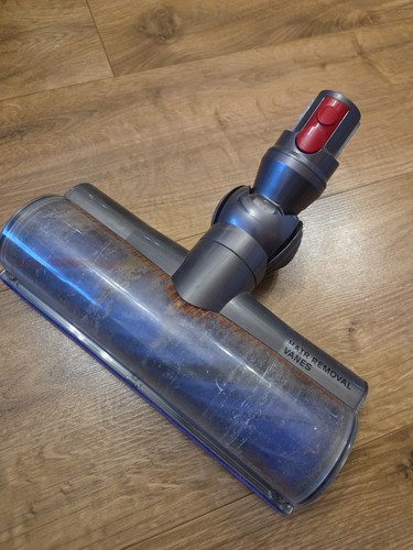 Genuine dyson v12 vacuum - dyson,