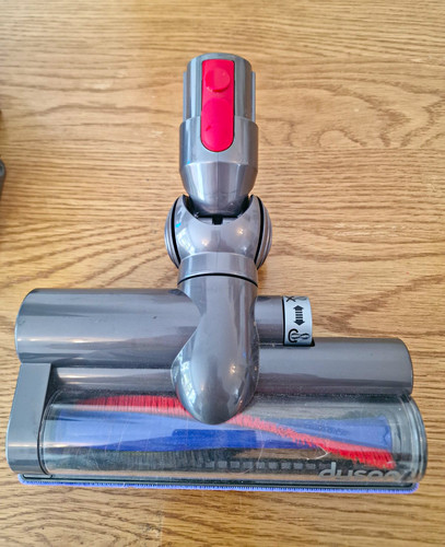 Dyson vacuum cleaner motorised - cleaner,